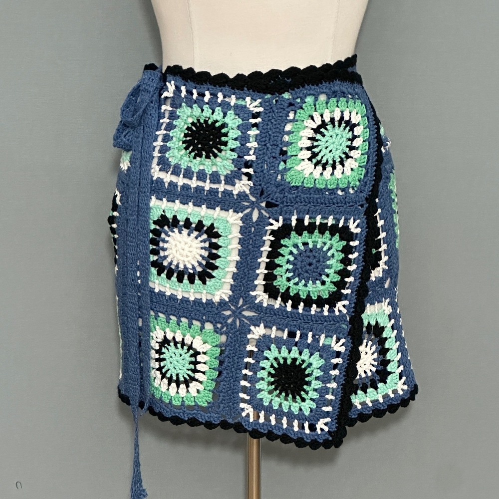 Elan Womens Skirt M Blue Crochet Granny Square Wrap Mini Boho Beachy Coverup 70s